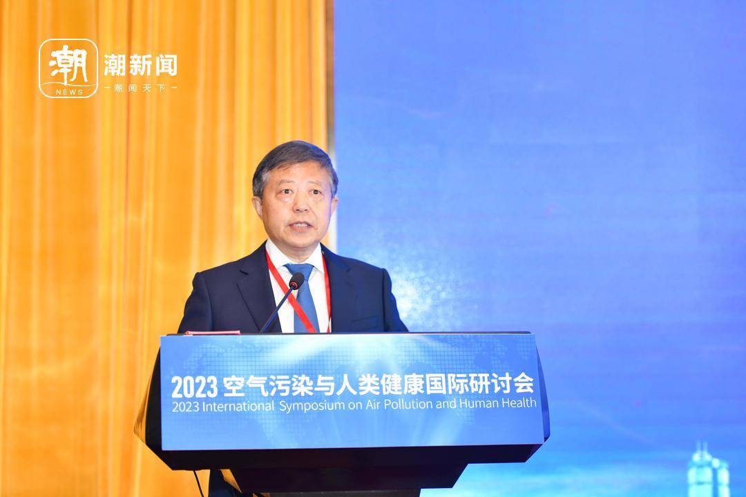 3曹理事长致辞.jpg 3曹理事长致辞.jpg